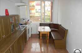 De vanzare apartament 2 camere, 60 mp utili, cu garaj, zona Nichita Stanescu