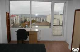 De vanzare apartament 2 camere, 60 mp utili, cu garaj, zona Nichita Stanescu