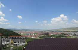 Duplex de 113 mp utili, teren de 249 mp! Semifinisat! Priveliste frumoasa!