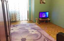 Garsoniera 28 mp, etaj intermediar, zona Mercur