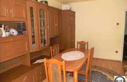 De vanzare apartament cu 3 camere decomandate, 67 mp utili, 2 balcoane inchise