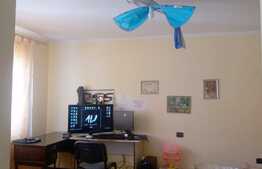 Apartament 3 camere, 71, 39 mp, etaj intermediar, zona Vivo