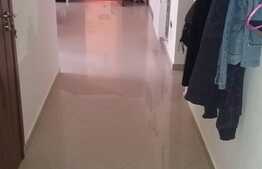 Apartament 3 camere, 71, 39 mp, etaj intermediar, zona Vivo