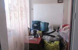 De vanzare partament 3 camere, 63 mp, parcare, zona Vivo