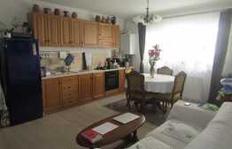 De vanzare partament 3 camere, 63 mp, parcare, zona Vivo