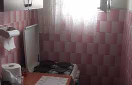 Apartament 4 camere, 80 mp, decomandat, etaj intermediar, zona Interservisan