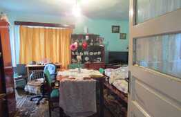 Casa cu suprafata de  38 mp, teren de 560 mp, front 12ml