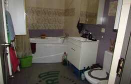 2 camere de vanzare, 55 mp! Mobilat si utilat! Zona Sub Cetate! Loc de parcare!