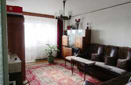 Apartament 3 camere, 73 mp, decomandat, boxa, zona Petrom