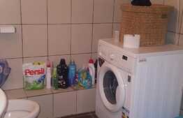 De vanzare apartament cu 3 camere, 56 mp, zona strazii Campului