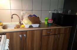 De vanzare apartament cu 3 camere, 56 mp, zona strazii Campului