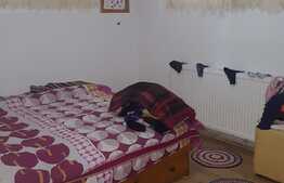 De vanzare apartament cu 3 camere, 56 mp, zona strazii Campului