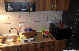 De vanzare apartament cu 3 camere, 56 mp, zona strazii Campului