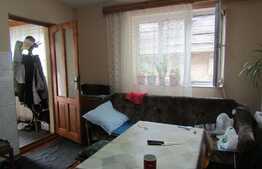 De vanzare 2 case, 150 mp, teren 690 mp, front 21.50 ml, zona Auchan