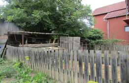 De vanzare 2 case, 150 mp, teren 690 mp, front 21.50 ml, zona Auchan