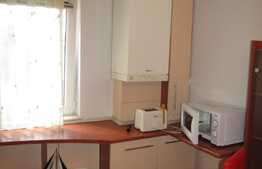 Apartament de inchiriere 3 camere, decomandat, 68 mp, zona UMF