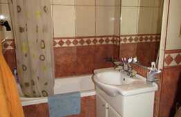 Apartament de inchiriere 3 camere, decomandat, 68 mp, zona UMF