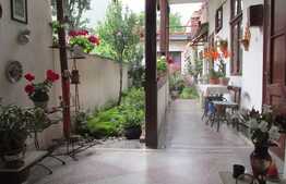 De vanzare casa interbelica zona centrala , 68,67 mp, teren 176 mp, front 9 ml, zona centrala!