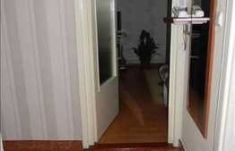 De vanzare apartament 3 camere decomandate, 65 mp utili, cu boxa si loc parcare