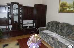 De vanzare apartament 3 camere decomandate, 65 mp utili, cu boxa si loc parcare