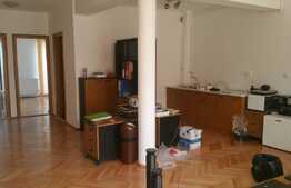 Apartament 6 camere, 160 mp, decomandat, garaj, parcare, zona Mircea Eliade