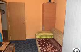 Vanzare apartament 4 camere, 70 mp utili,2 boxe la subsol,imobil izolat exterior