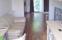 Apartament pe 2 nivele, 2 camere, 47 mp, parcare, zona strazii Frunzisului