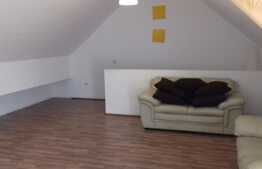 Apartament pe 2 nivele, 2 camere, 47 mp, parcare, zona strazii Frunzisului