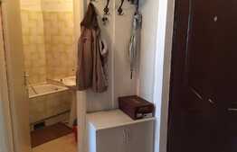 Garsoniera decomandata, 26 mp, etaj intermediar, zona strazii Fantanele