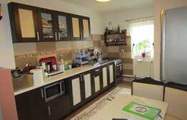 3 camere, 65 mp, decomandat, etaj intermediar, boxa subsol, zona Kaufland