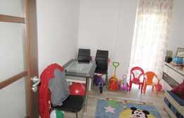 Apartament 3 camere, 71 mp, decomandat, parcare, zona strazii Edgar Quinet