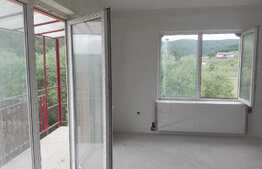 Apartament 2 camere, 47 mp, semifinisat, parcare, zona VIVO