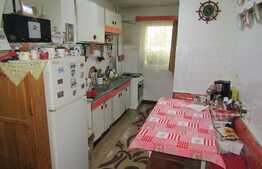 Apartament 4 camere, 77 mp, decomandat, zona strazii Primaverii