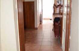 Apartament in casa/vila, 90 mp, decomandat, zona Grand Hotel Napoca