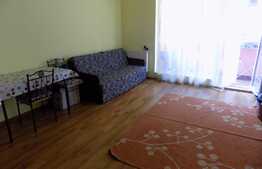 De vanzare 2 camere, decomandate, 53.25 mp! Zona strazii Eroilor!