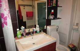 Garsoniera de 33 mp, decomandata, terasa de 10 mp! Zona strazii Eroilor!