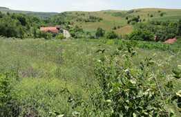 Teren de vanzare, 490 mp, front stradal 18 ml, zona linistita de case si vile