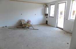 3 camere, 61.5 mp, balcon de 10.5 mp! Semifinisat! Zona Eroilor! Parcare!