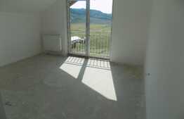 3 camere, 61.5 mp, balcon de 10.5 mp! Semifinisat! Zona Eroilor! Parcare!