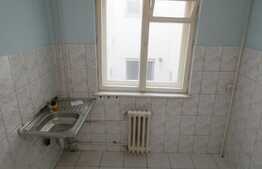 Apartament 2 camere, 36 mp, etaj intermediar, zona Piata Flora