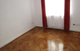 Apartament 3 camere, decomandat, 60 mp, AC, prima inchiriere, zona Piata Cipariu