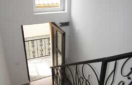 Apartament 3 camere, decomandat, 60 mp, AC, prima inchiriere, zona Piata Cipariu