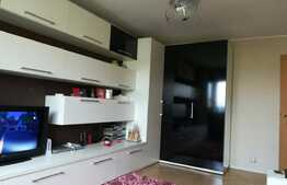 3 camere, 65 mp, decomandat, garaj, parcare, boxa, zona Golden Tulip