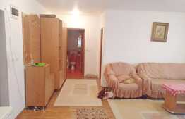 Apartament 3 camere, 54 mp, parcare, zona strazii Mihai Pintea