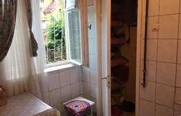 Garsoniera de vanzare, 28 mp, boxa la subsol, zona strazii Campului