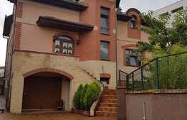 Casa de locuit, 190 mp, 6 incaperi, zona strazii Campului
