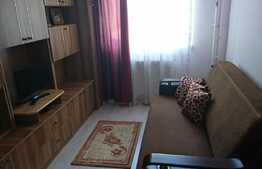 De vanzare apartament 4 camere, 70 mp, etaj intermediar, zona Nora