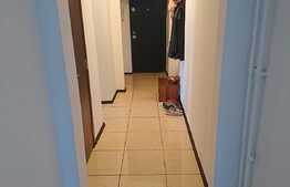 De vanzare apartament 4 camere, 70 mp, etaj intermediar, zona Nora