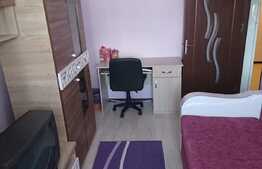 De vanzare apartament 4 camere, 70 mp, etaj intermediar, zona Nora