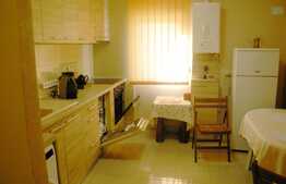  3 camere, 66 mp, decomandat, garaj, zona strazii Castanelor